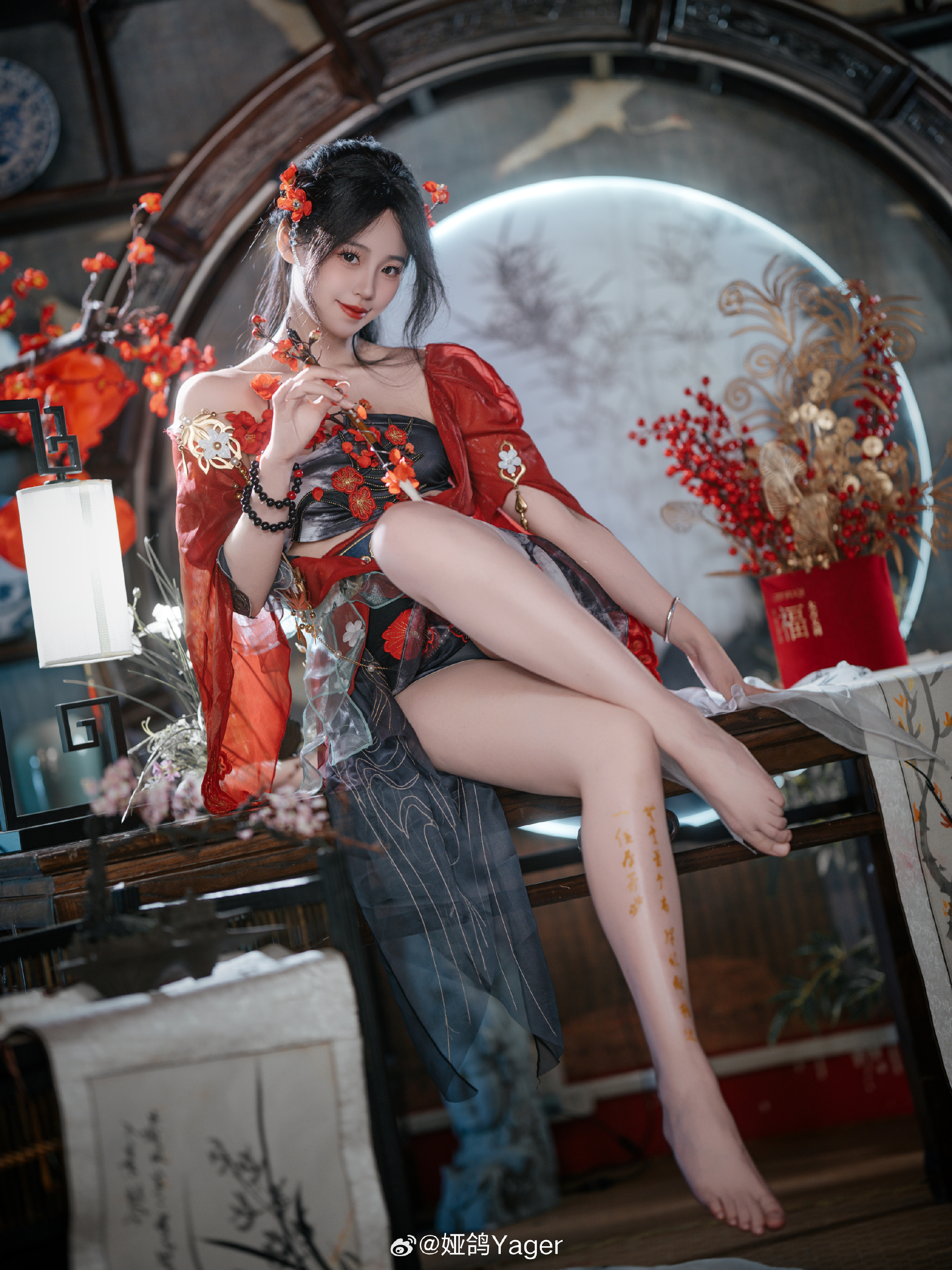 新年戒色别搞?永劫主持娅鸽晒照：一片雪白摄人心魄?