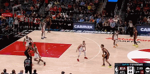 攻防一体！阿德巴约篮下起飞空接打中 随后防守端送出遮天大帽